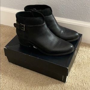 Naturalizer, Wanya Black leather/suede booties